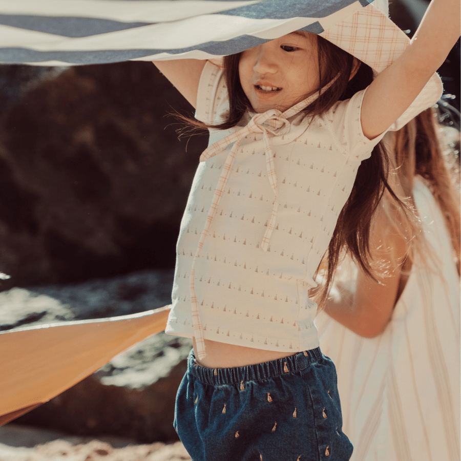 The Printed Short Sleeve Tee - Mini Sailboat