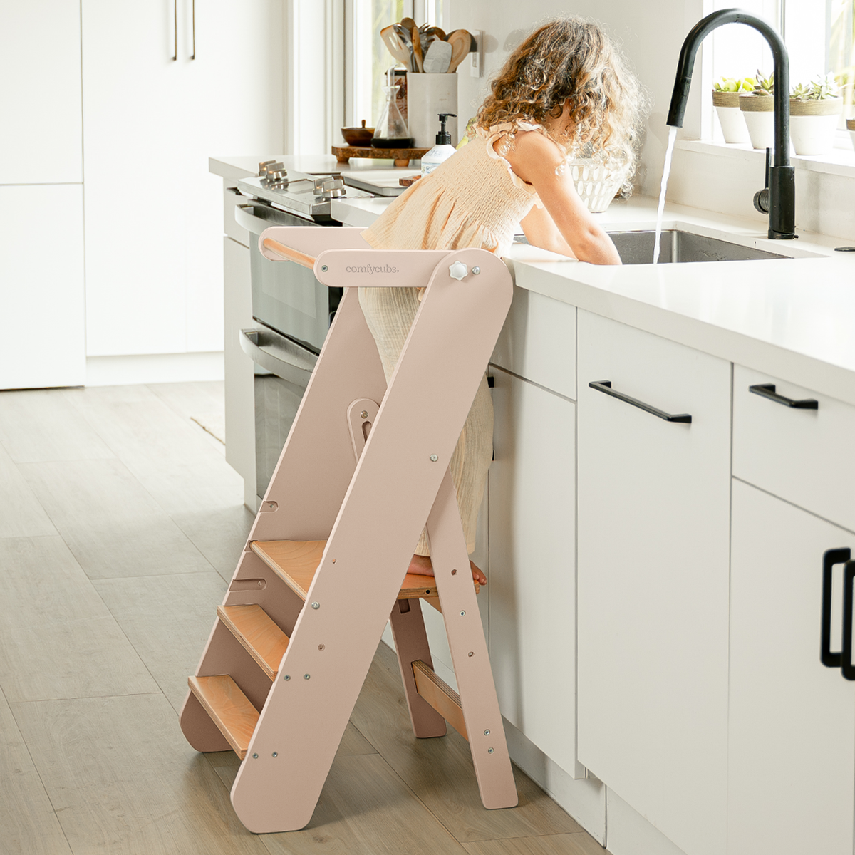 Kids Step Stool For Ages 3+ In Blush