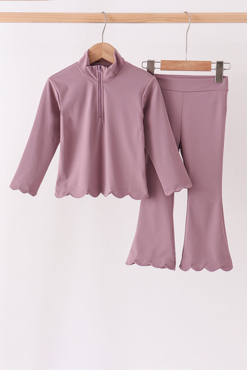 Dusty plum scallped zipper active set