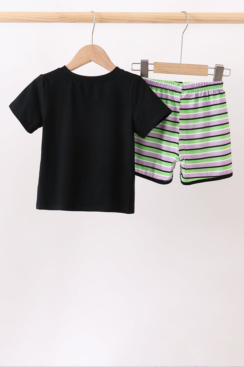 Black witch embroidery stripe shorts set