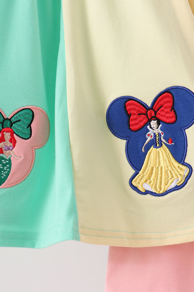 Colorblock character applique ruffle pants set